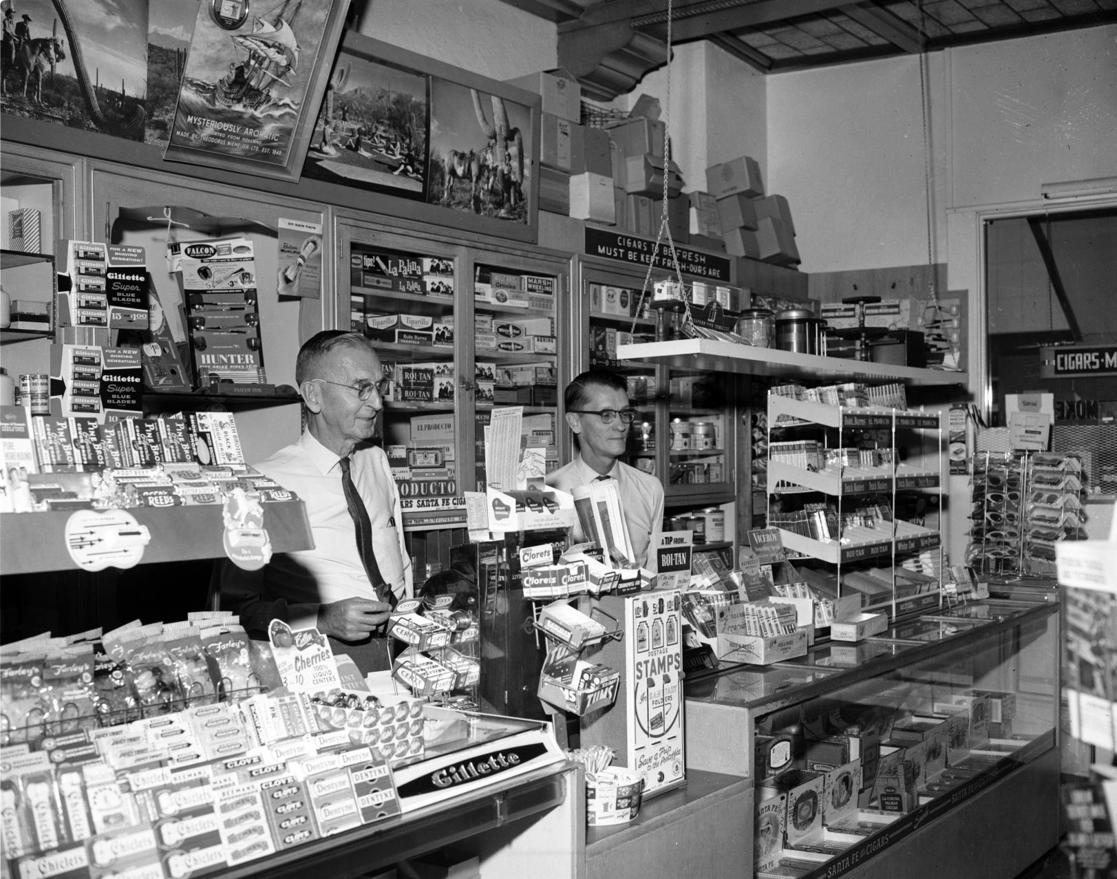 Pioneer Hotel Smoke Shop